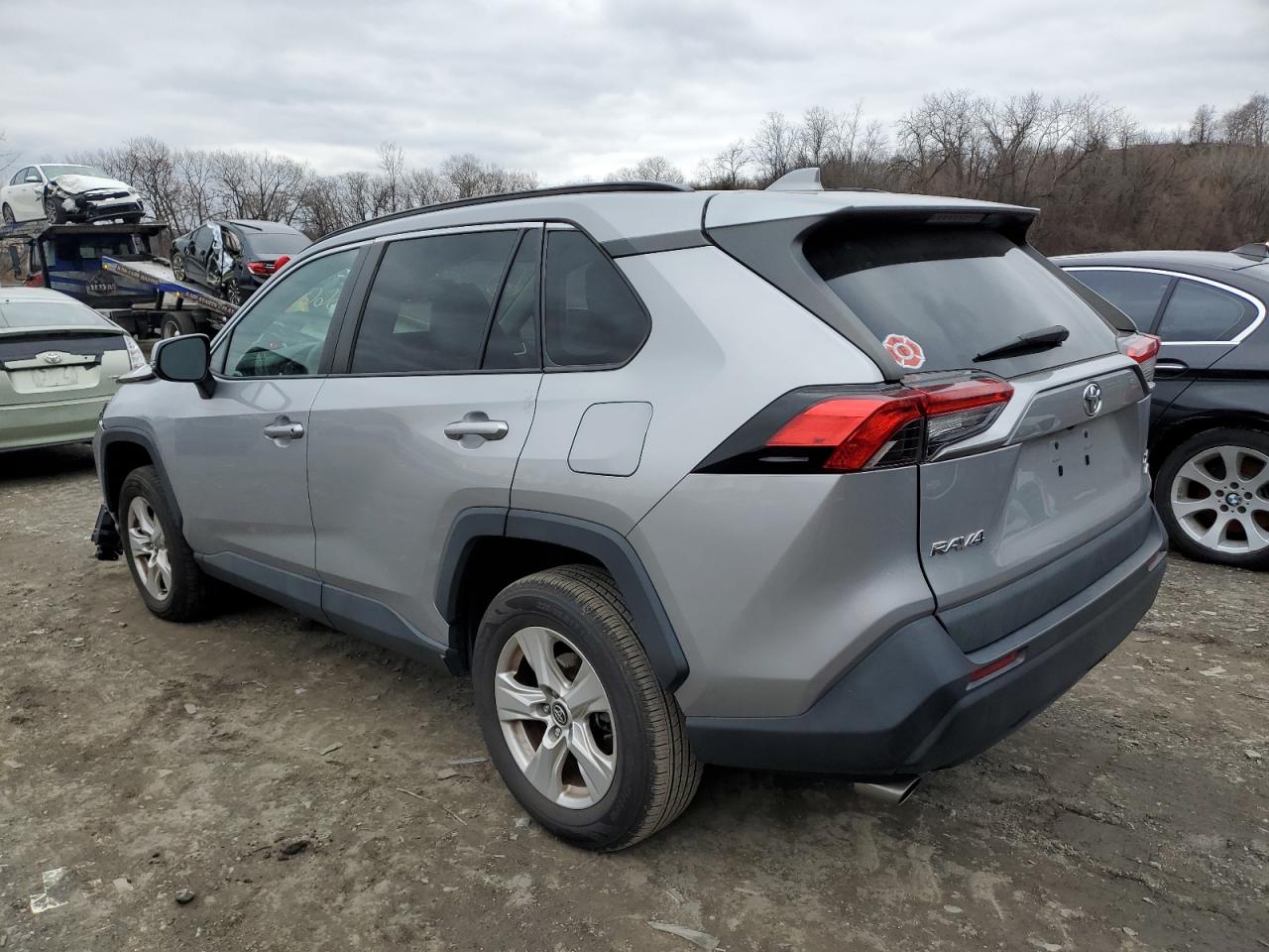 2T3P1RFV4LW136649 2020 TOYOTA RAV 4 - Image 2