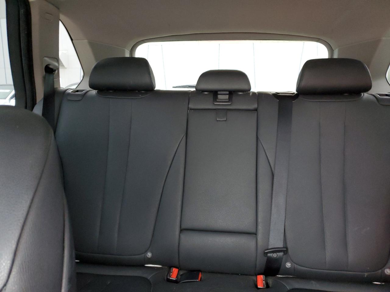 2016 BMW X5 - Image 10