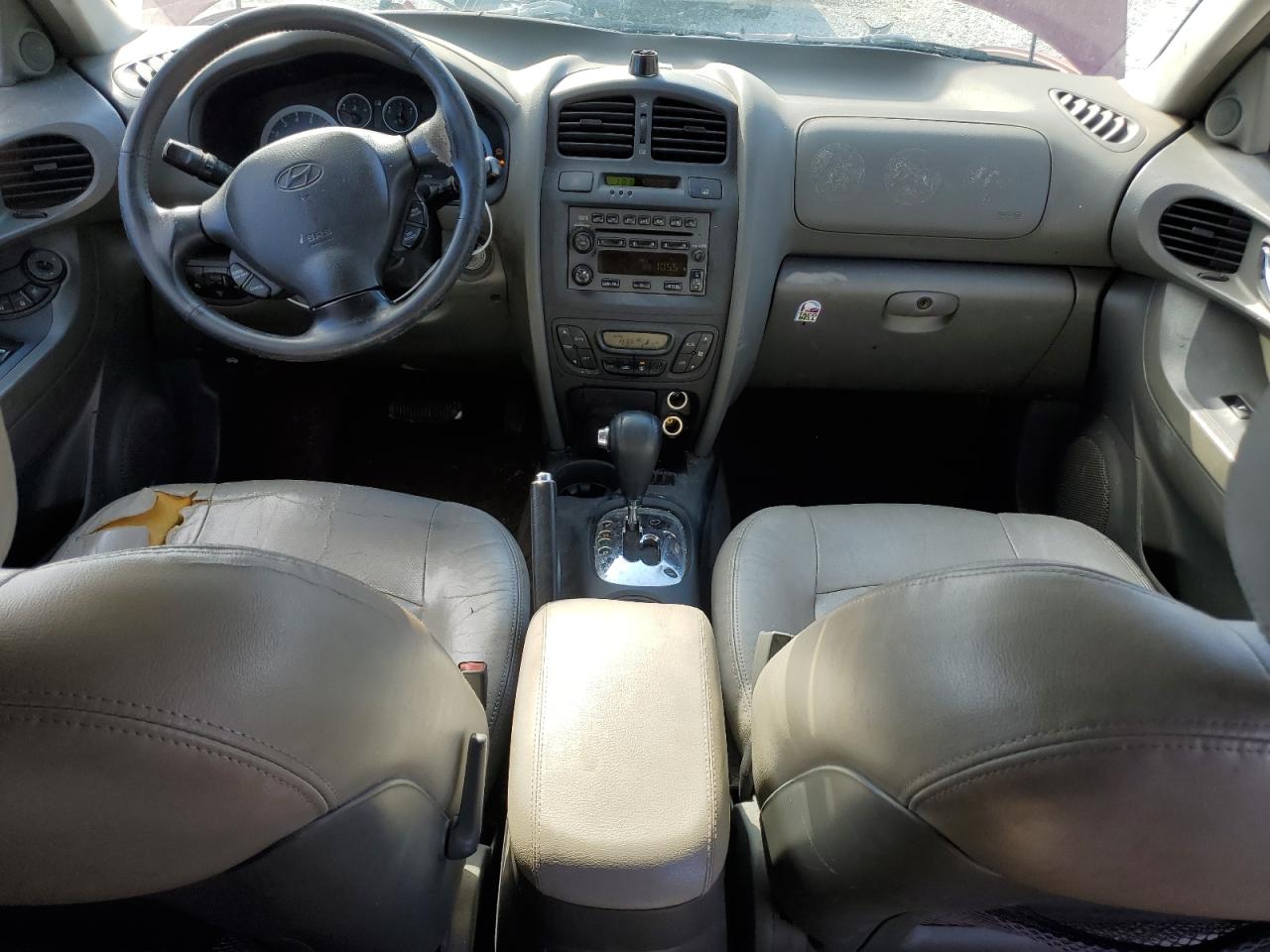 2005 Hyundai Santa Fe - Image 8