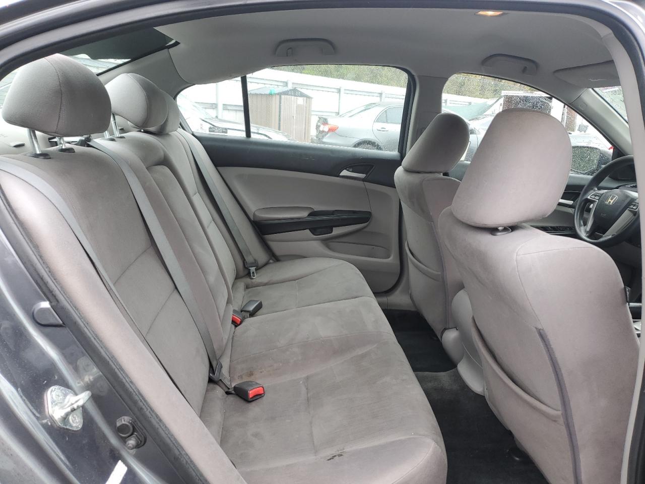2012 Honda Accord - Image 10