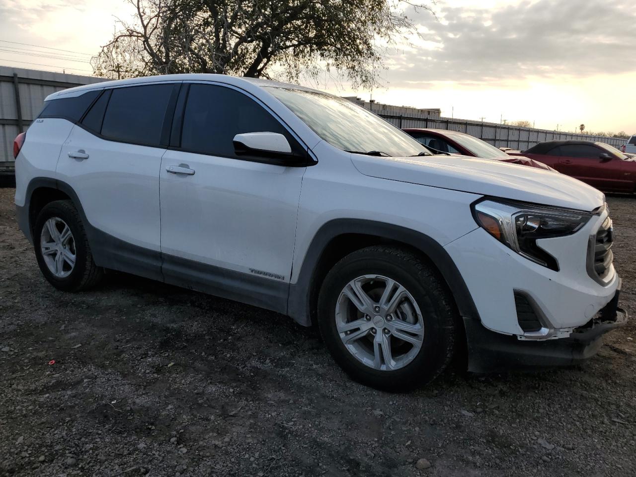 2018 GMC Terrain - Image 4