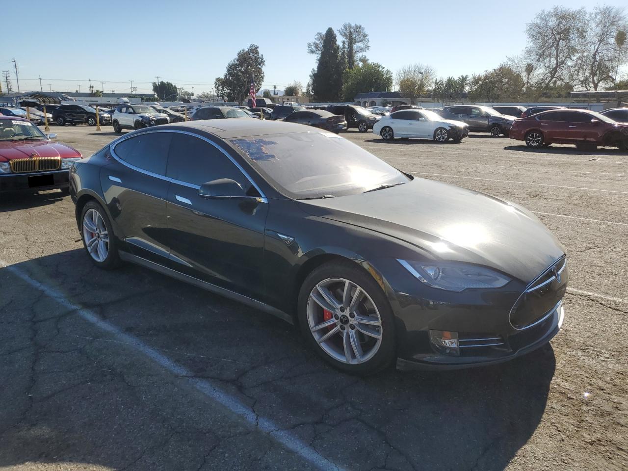 VIN 5YJSA1H25EFP62945 2014 TESLA MODEL S no.4