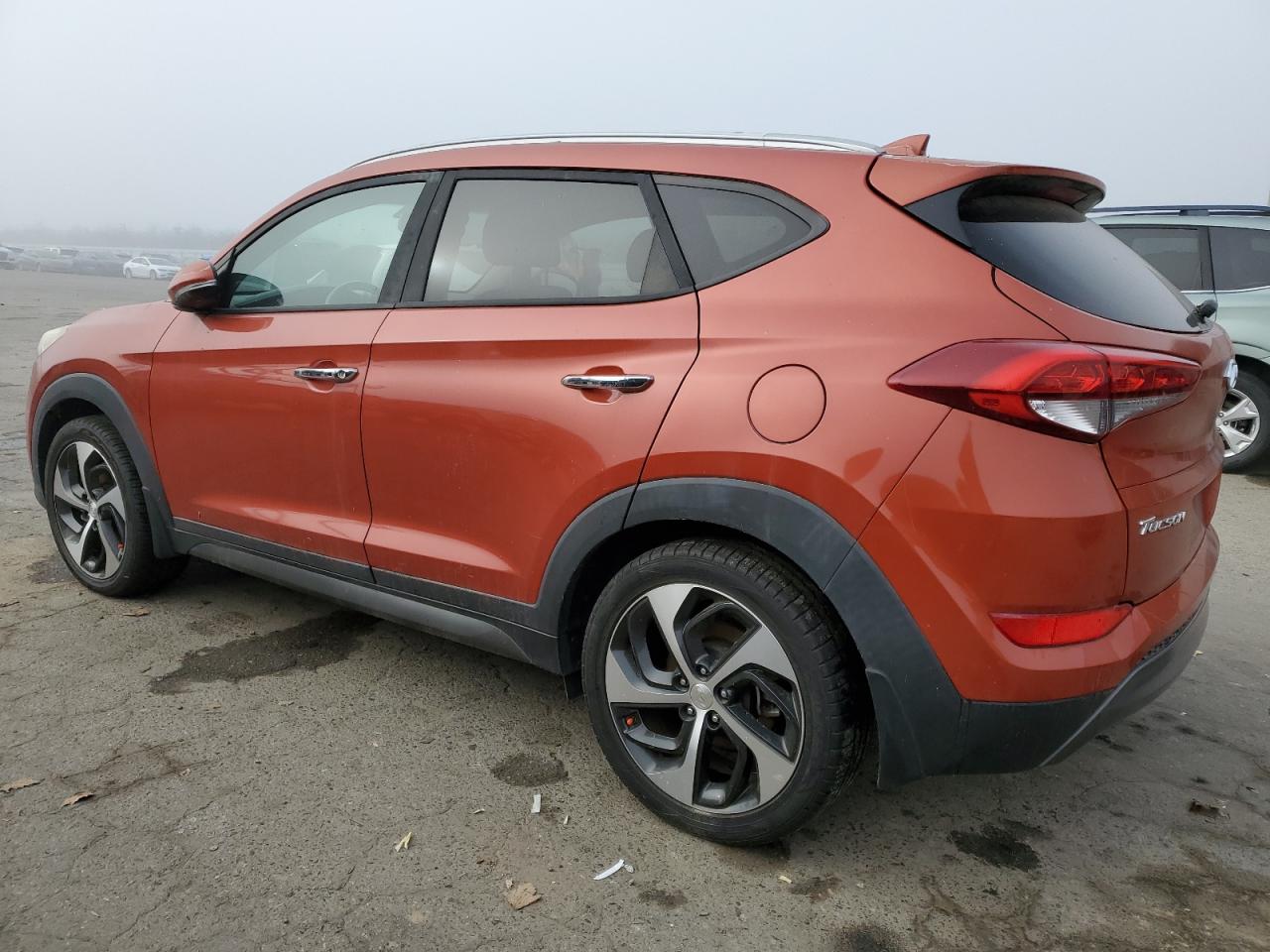 2016 Hyundai Tucson - Image 2