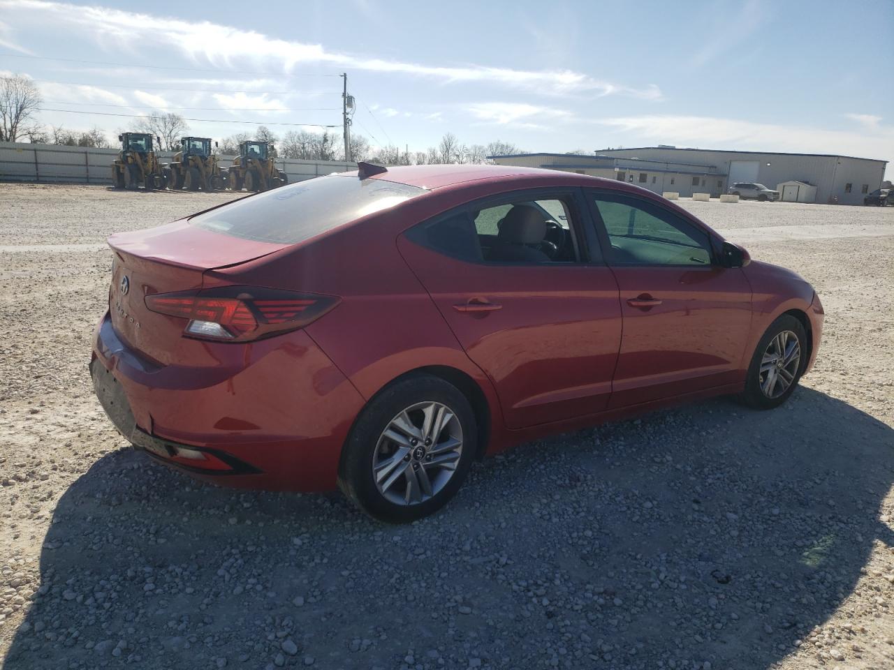 2019 Hyundai Elantra - Image 3