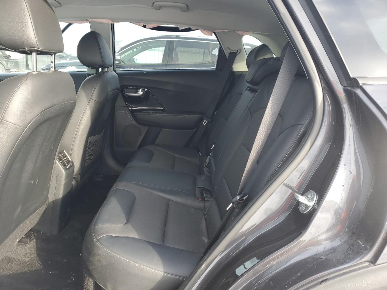 2019 Kia Niro - Image 11