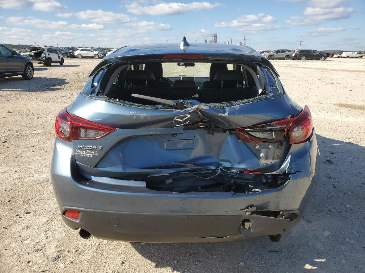 2014 Mazda 3 - Image 6