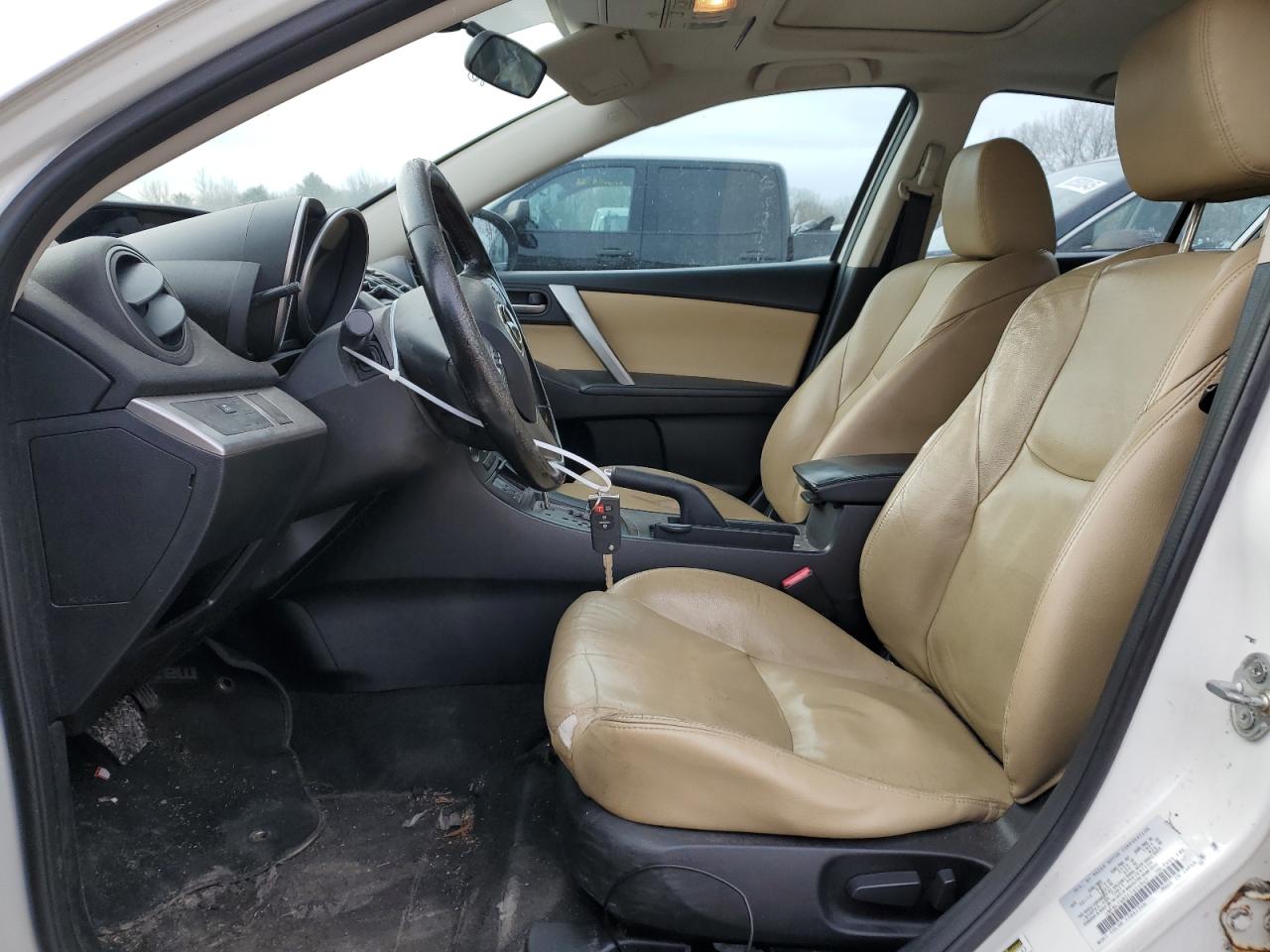 2012 Mazda 3 - Image 7