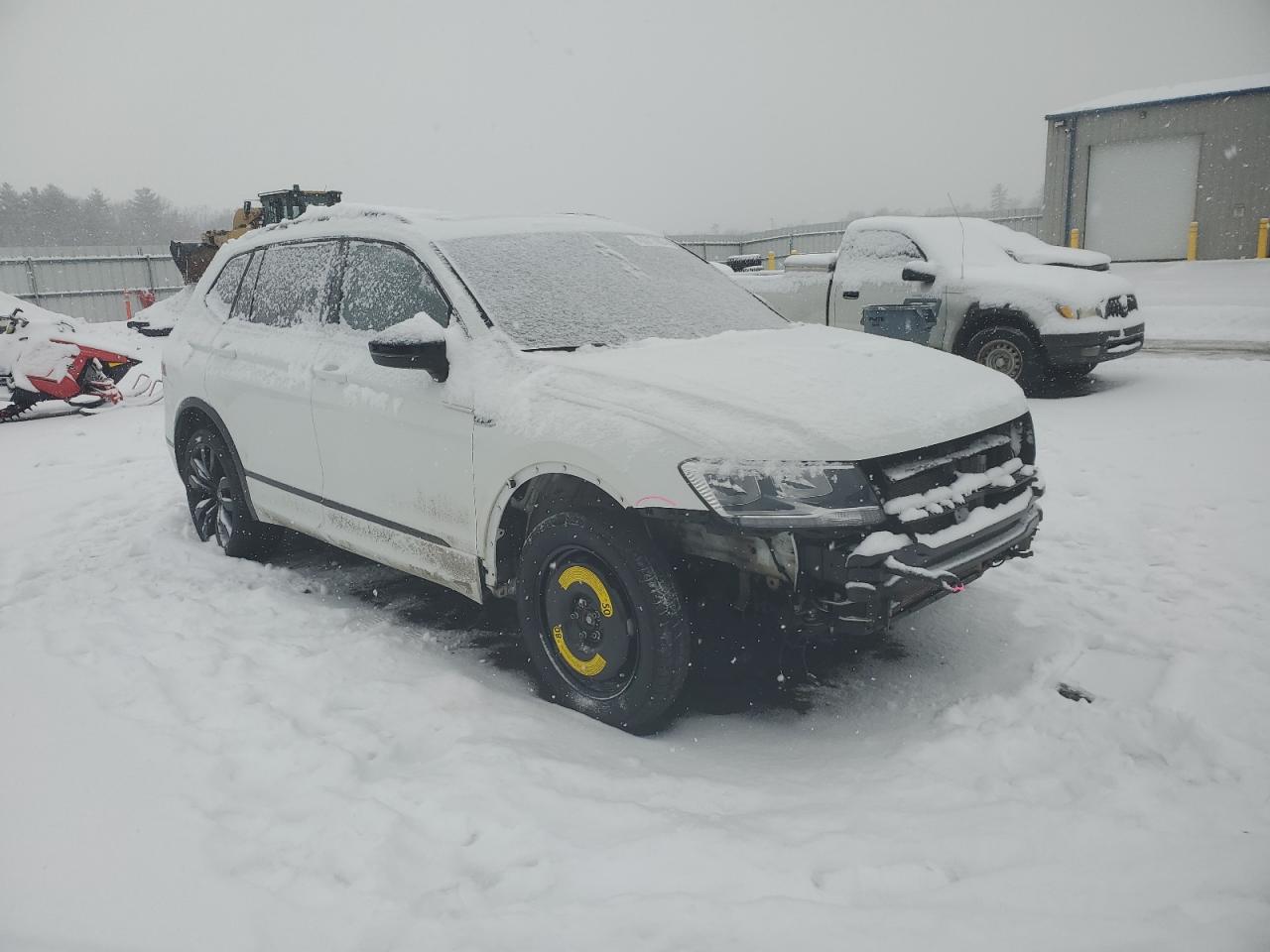 2021 Volkswagen Tiguan - Image 4