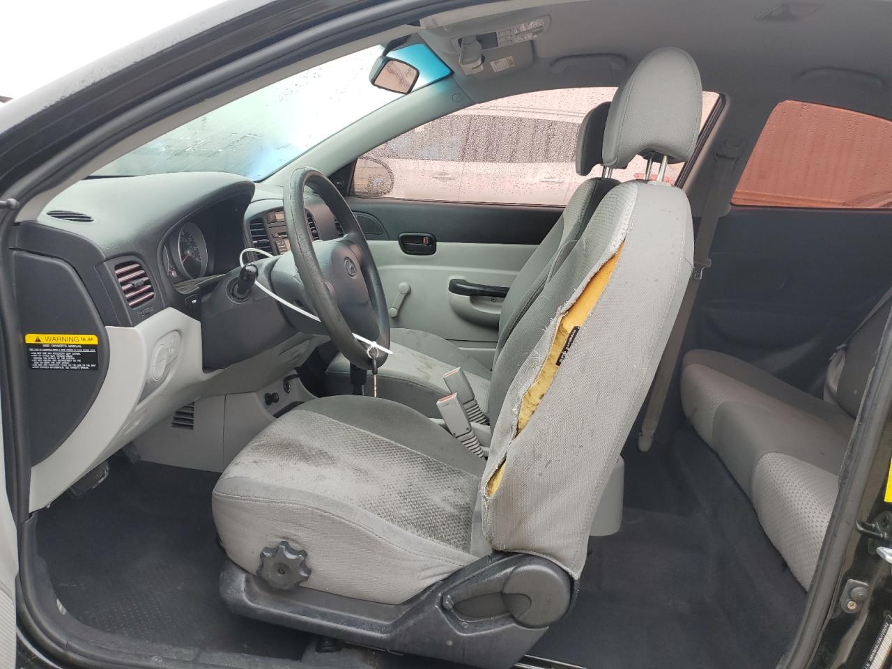 2009 Hyundai Accent - Image 7