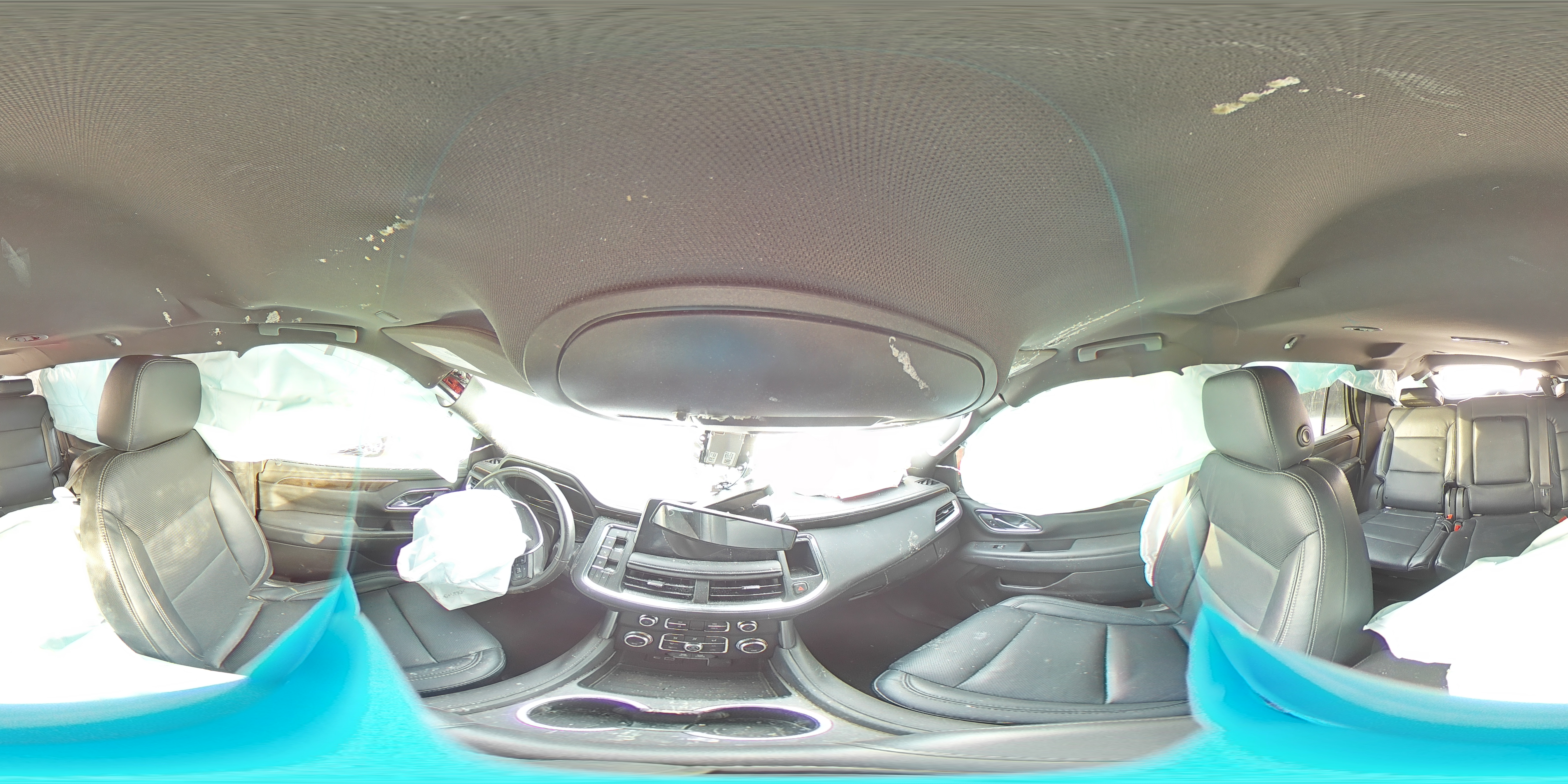 2022 GMC Yukon - Image 13