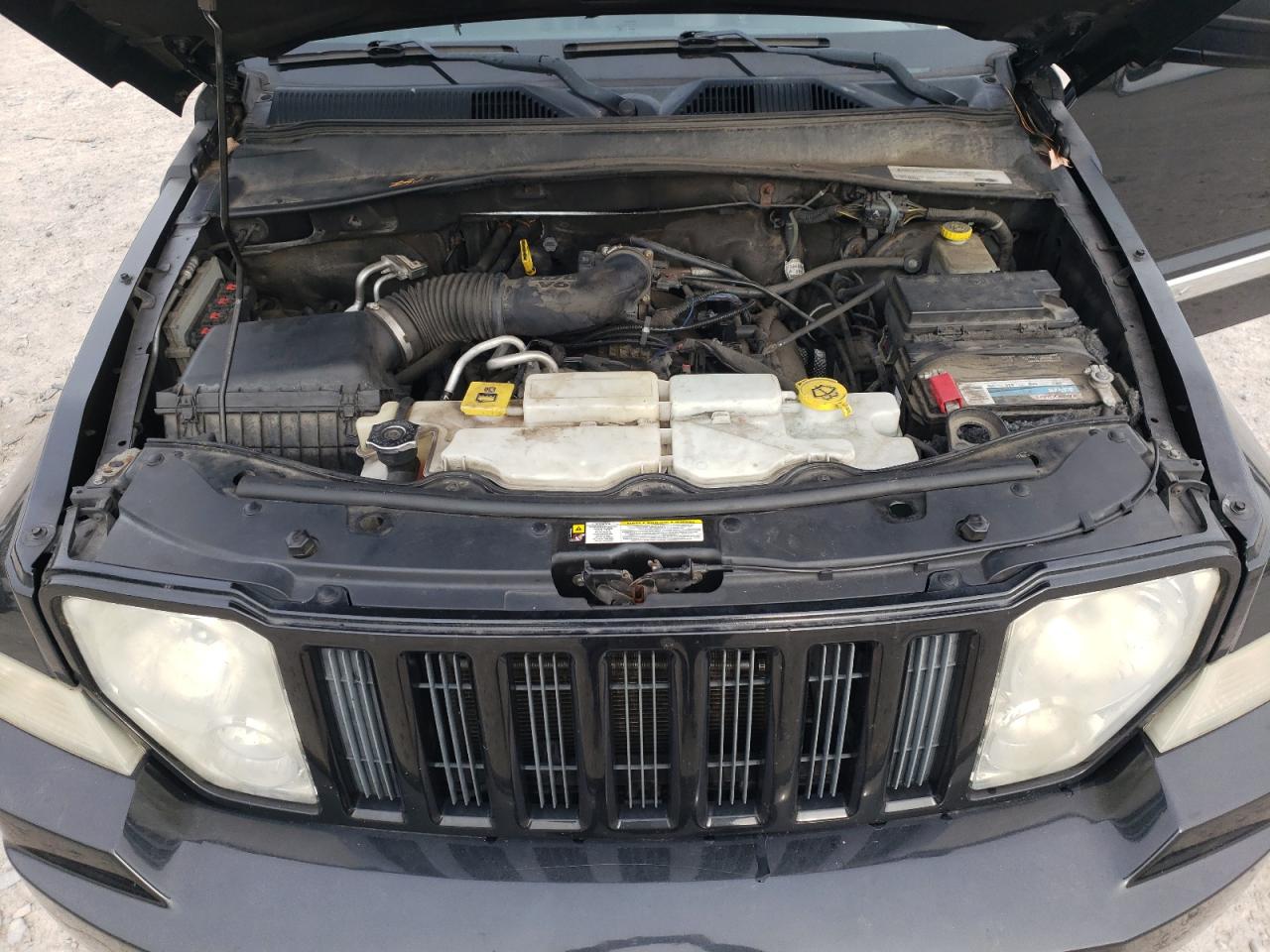 2012 Jeep Liberty (North America) - Image 12