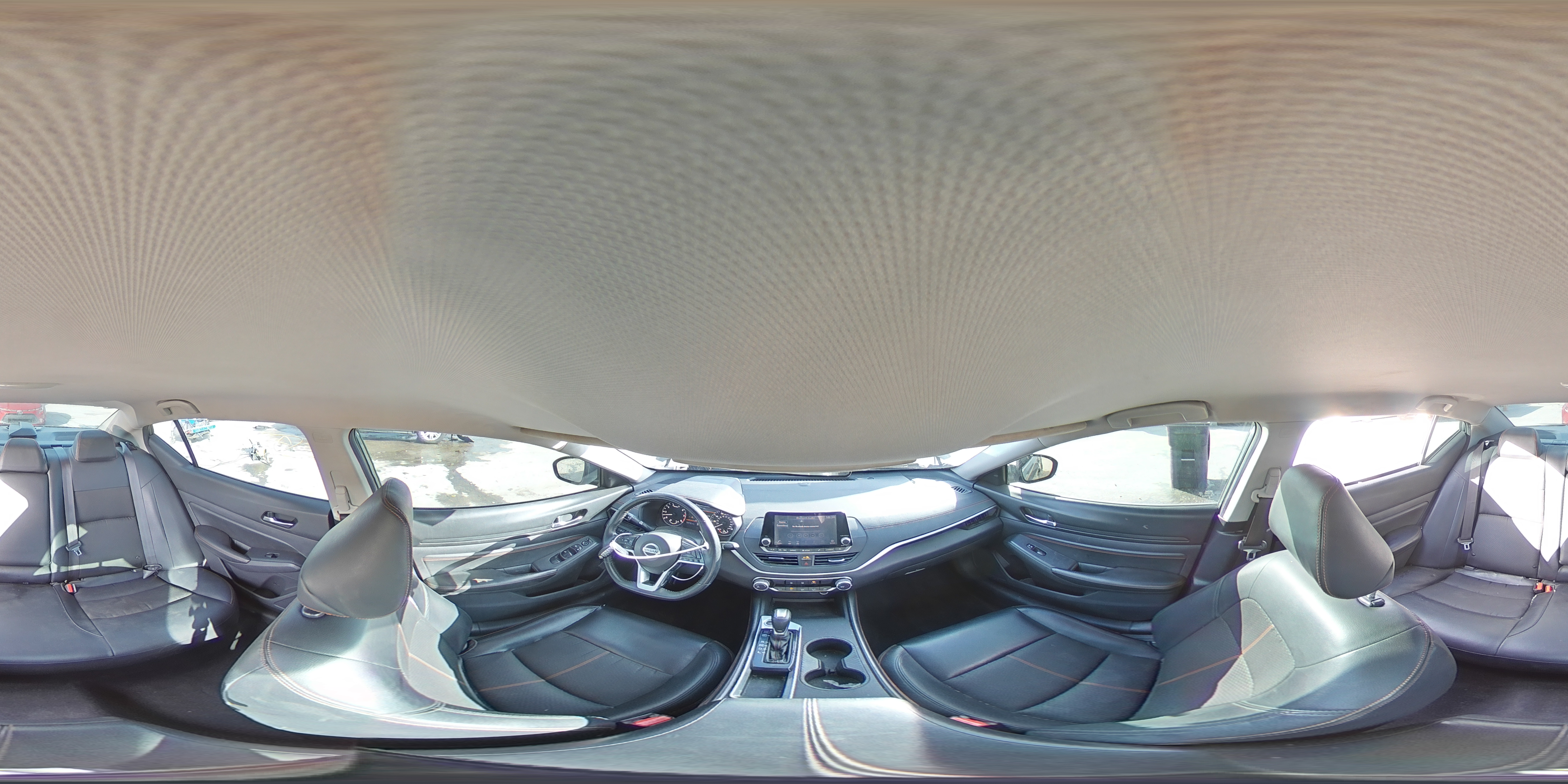 2020 Nissan Altima - Image 14