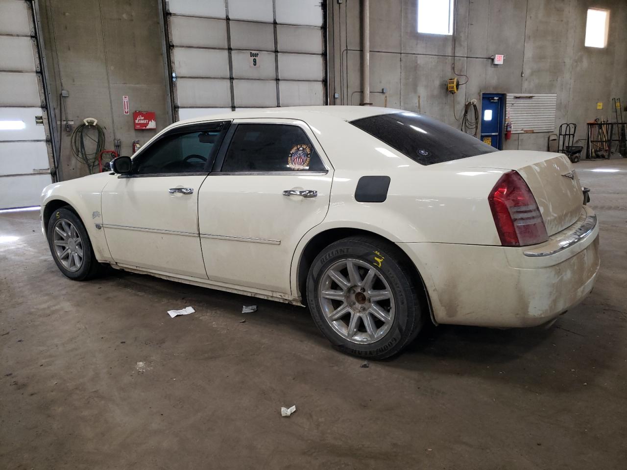 2006 Chrysler 300 - Image 2