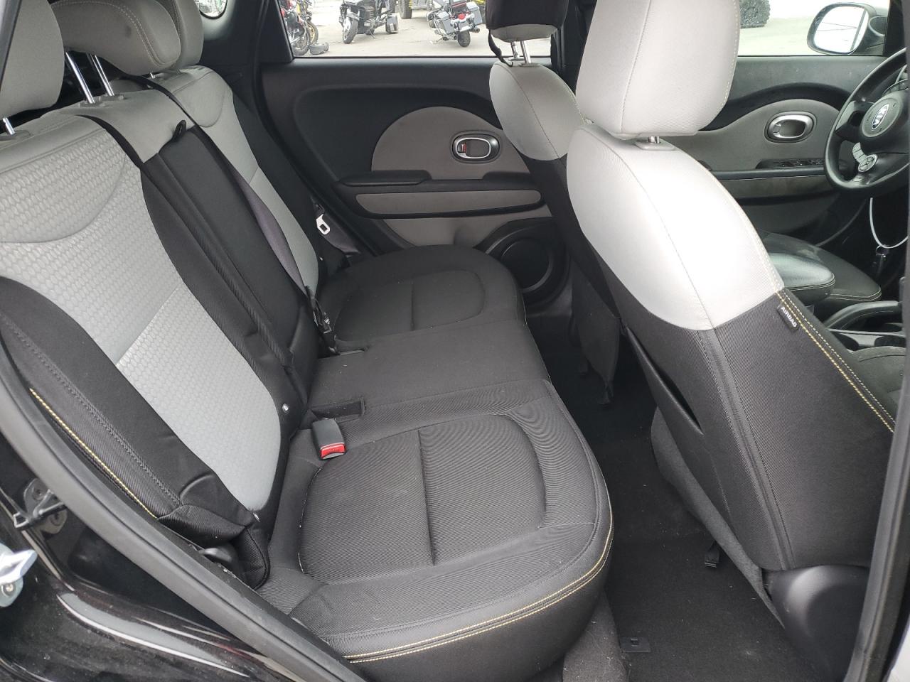 2016 Kia Soul - Image 11