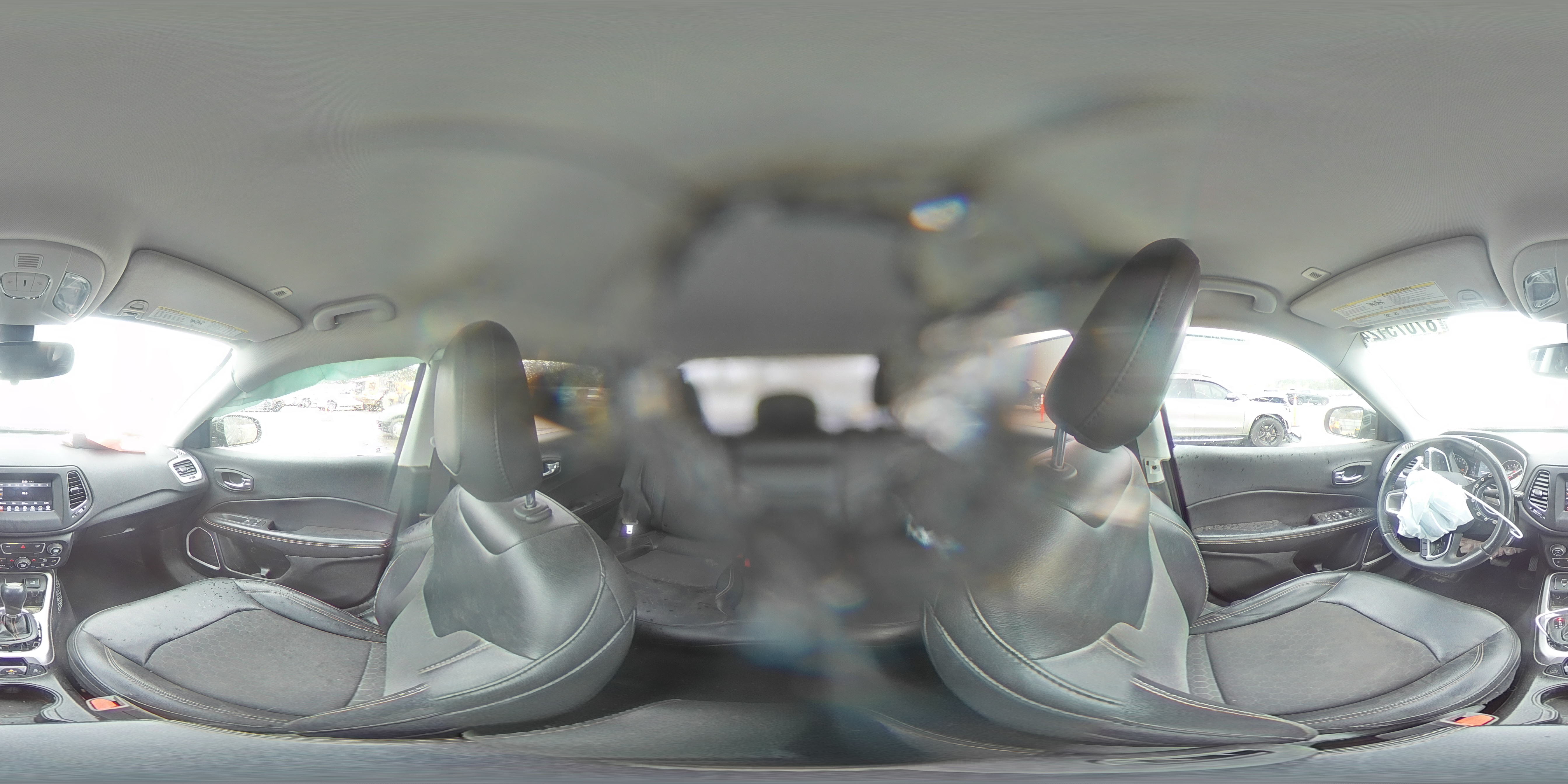 2019 Jeep Compass - Image 16