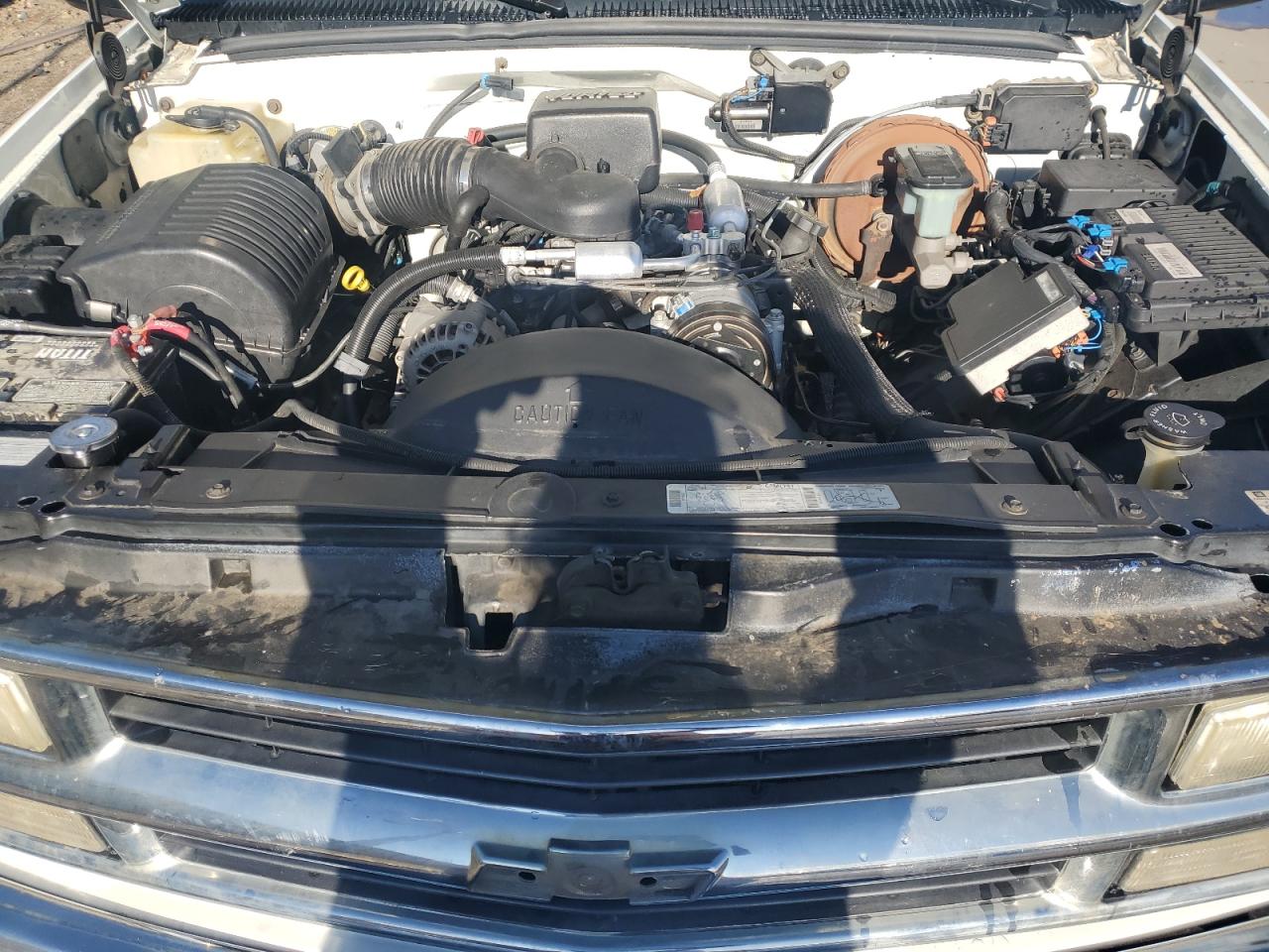 1997 Chevrolet Tahoe - Image 12