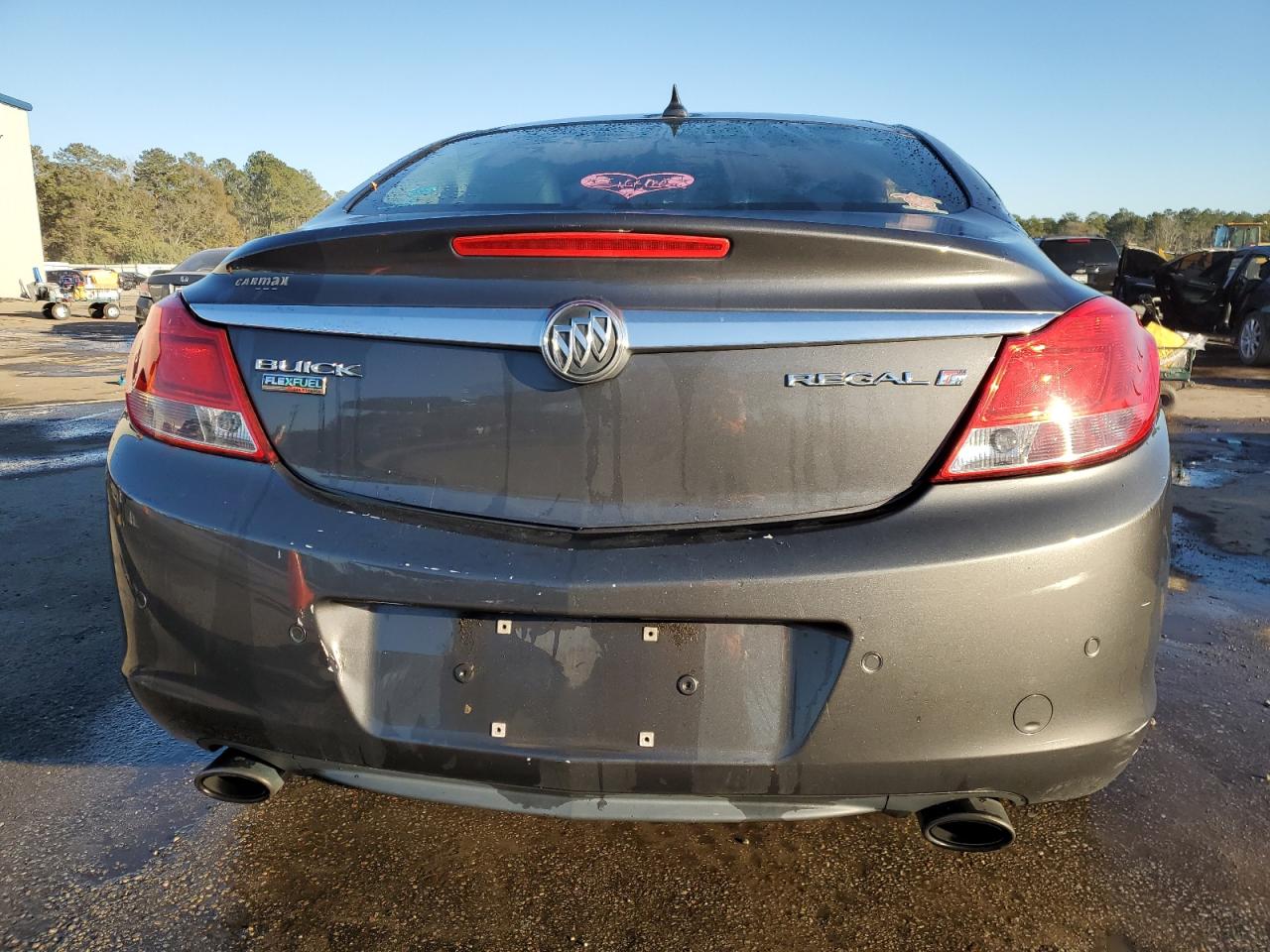 2011 Buick Regal - Image 6