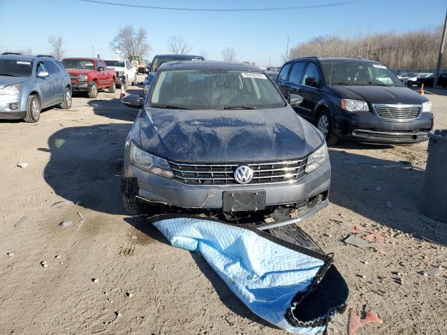  VOLKSWAGEN PASSAT 2016 Серый