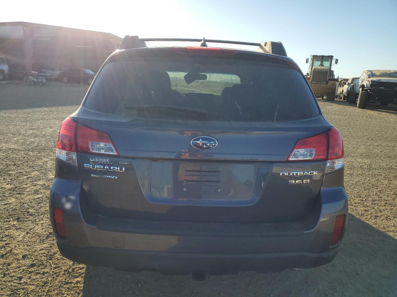 2014 Subaru Outback - Image 6