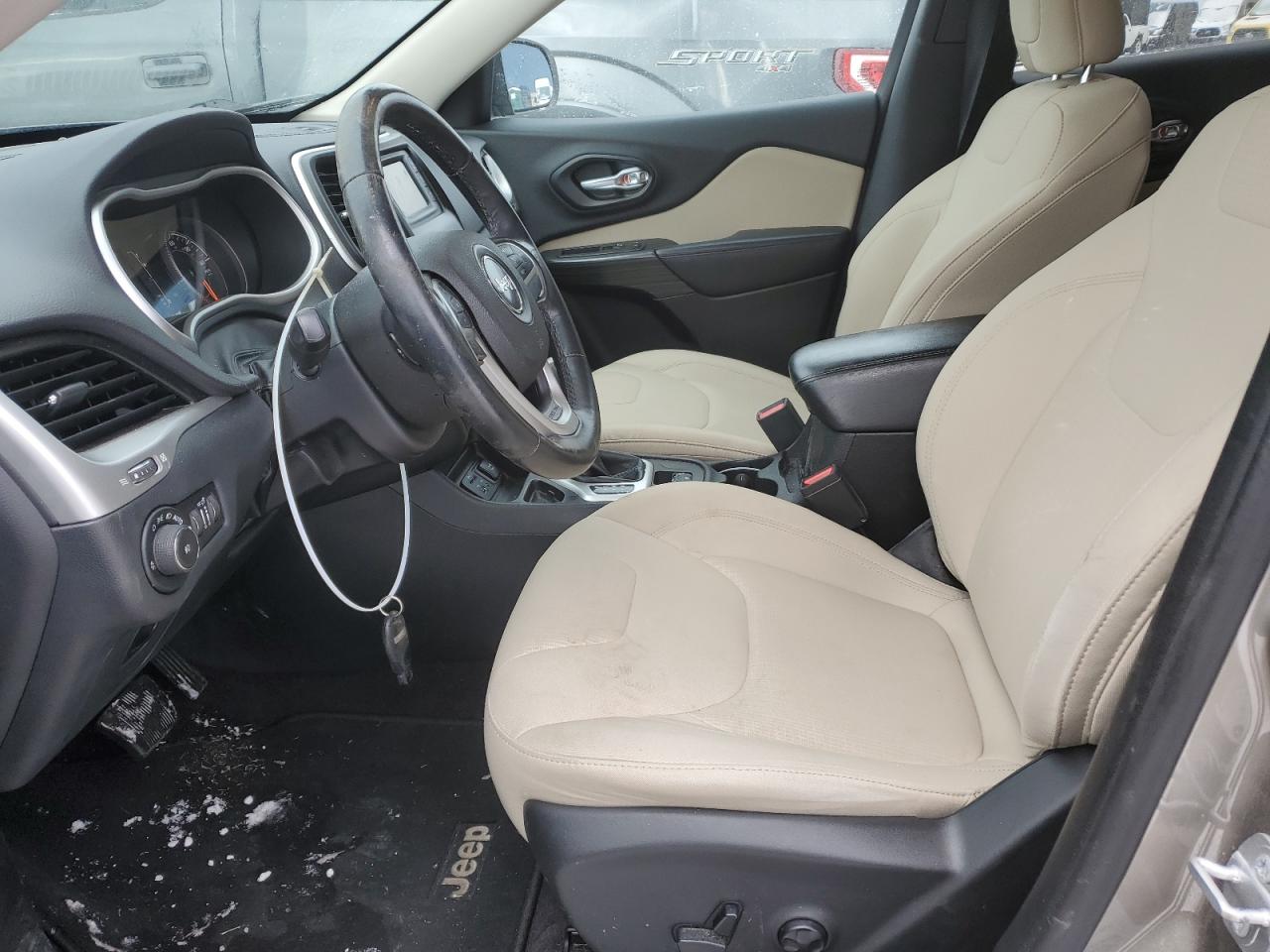 2016 Jeep Grand Cherokee - Image 7