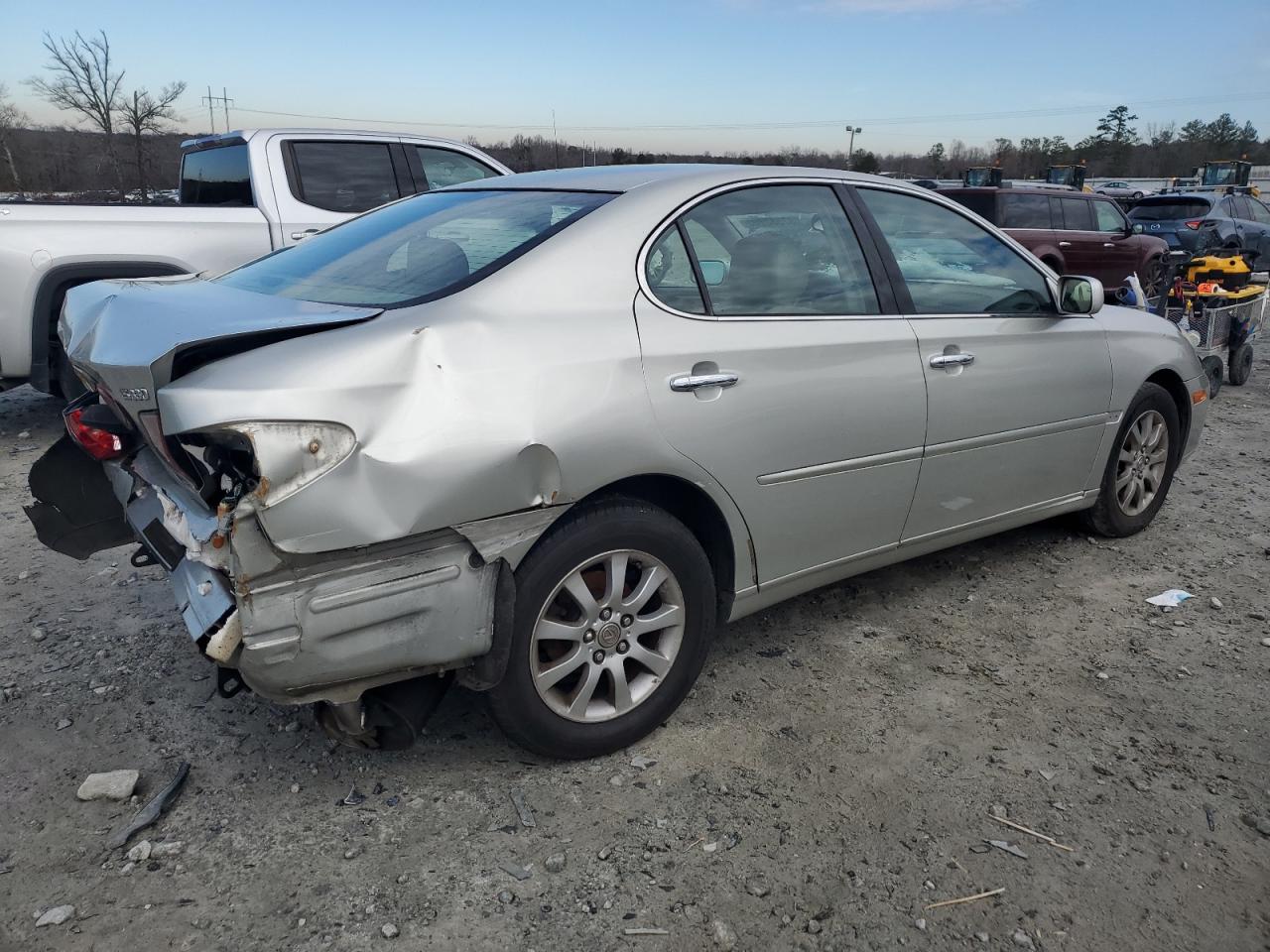 2004 Lexus ES - Image 3