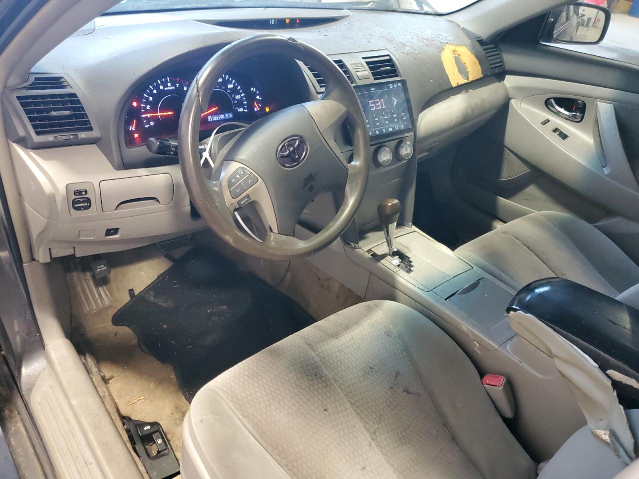 2011 Toyota Camry - Image 8