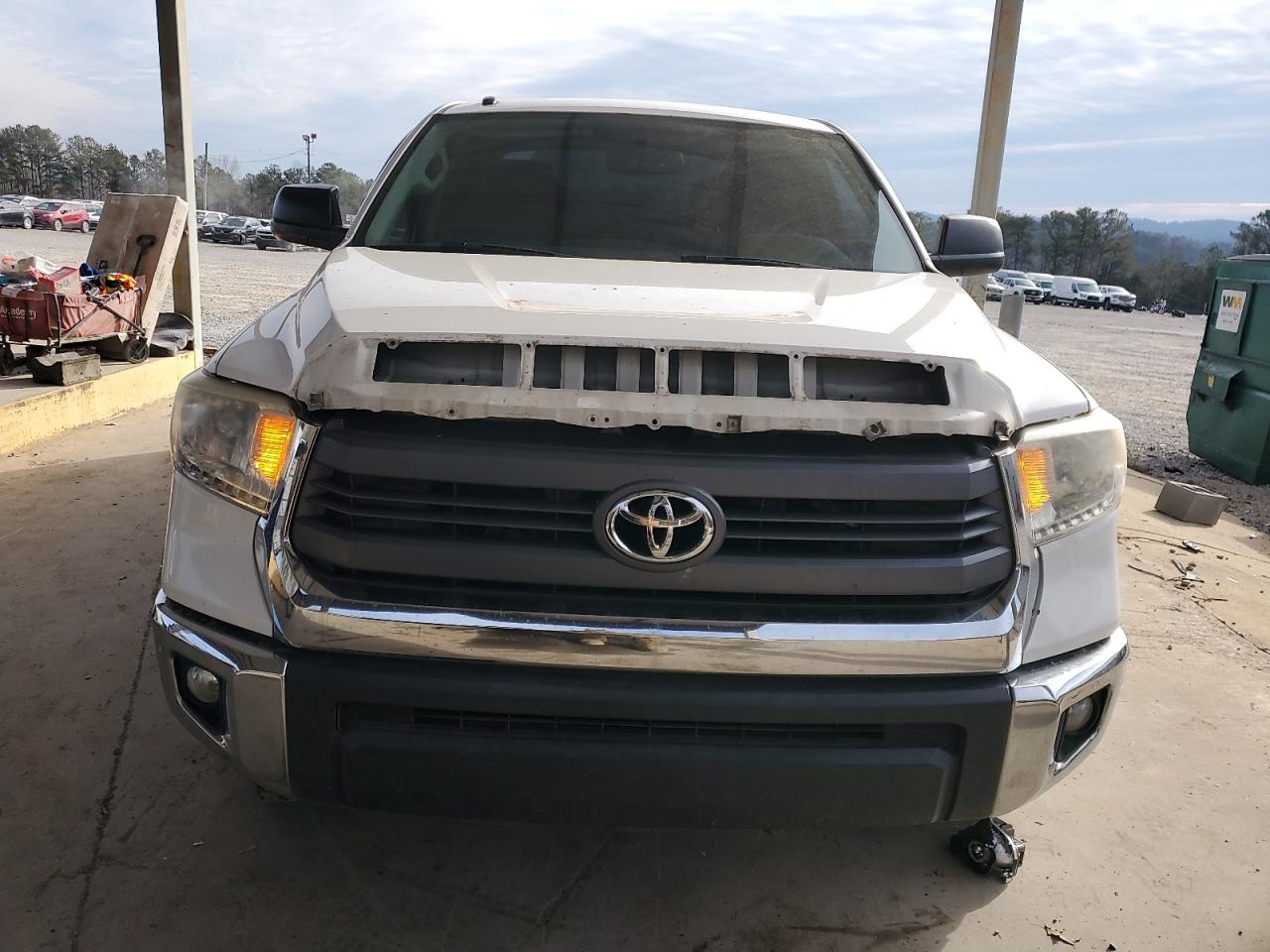 2015 Toyota Tundra - Image 5