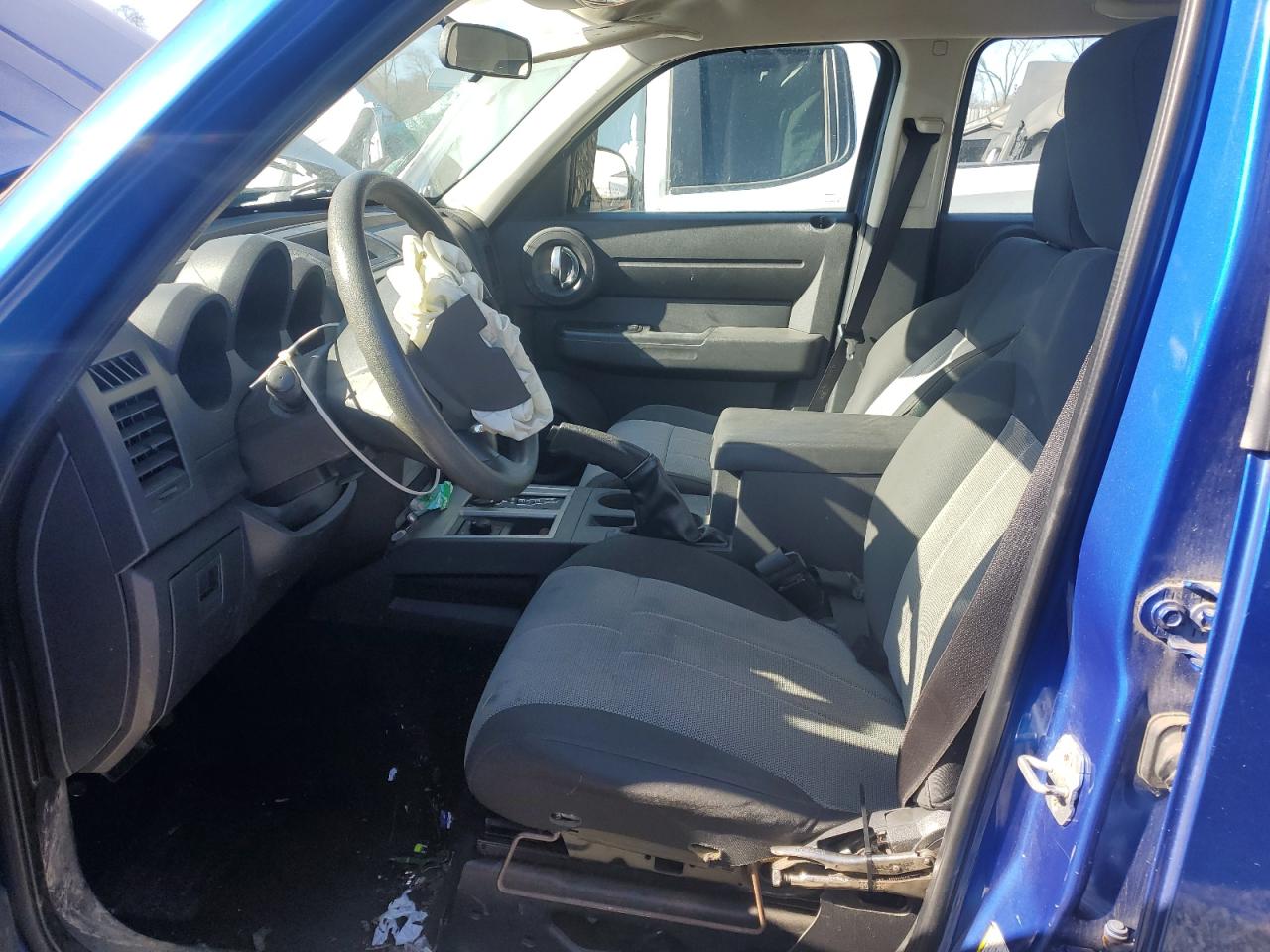 2007 Dodge Nitro - Image 7