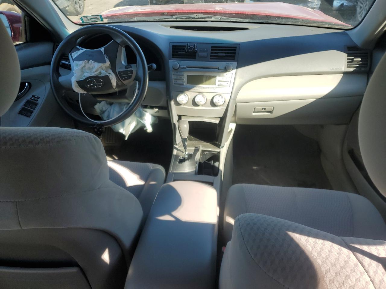 2011 Toyota Camry - Image 8