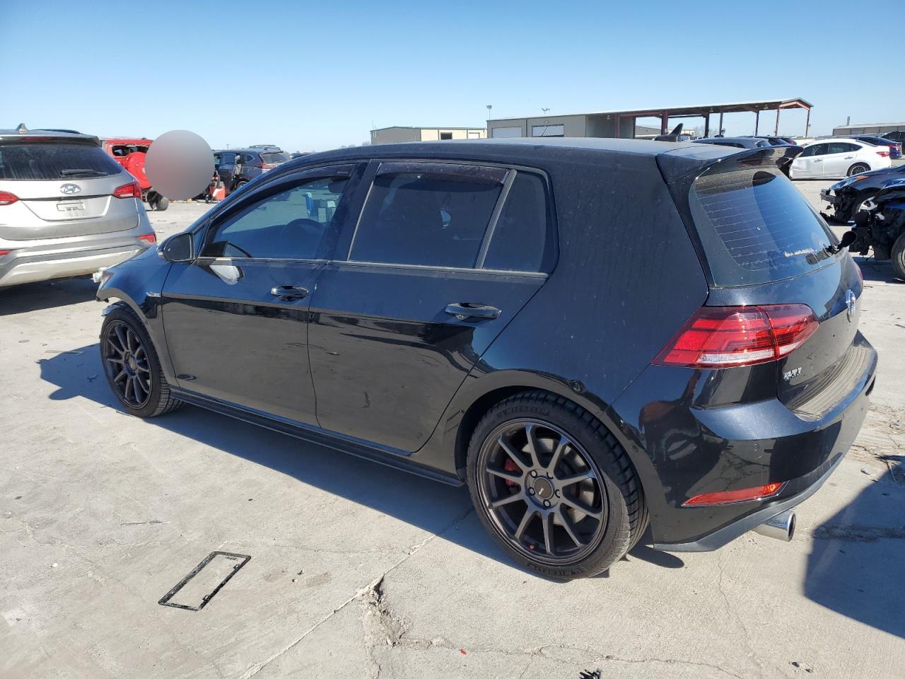 2018 Volkswagen GTI - Image 2