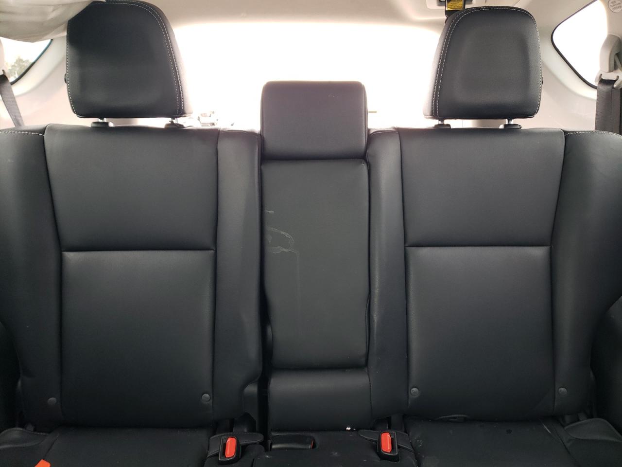 2016 Toyota RAV 4 - Image 10
