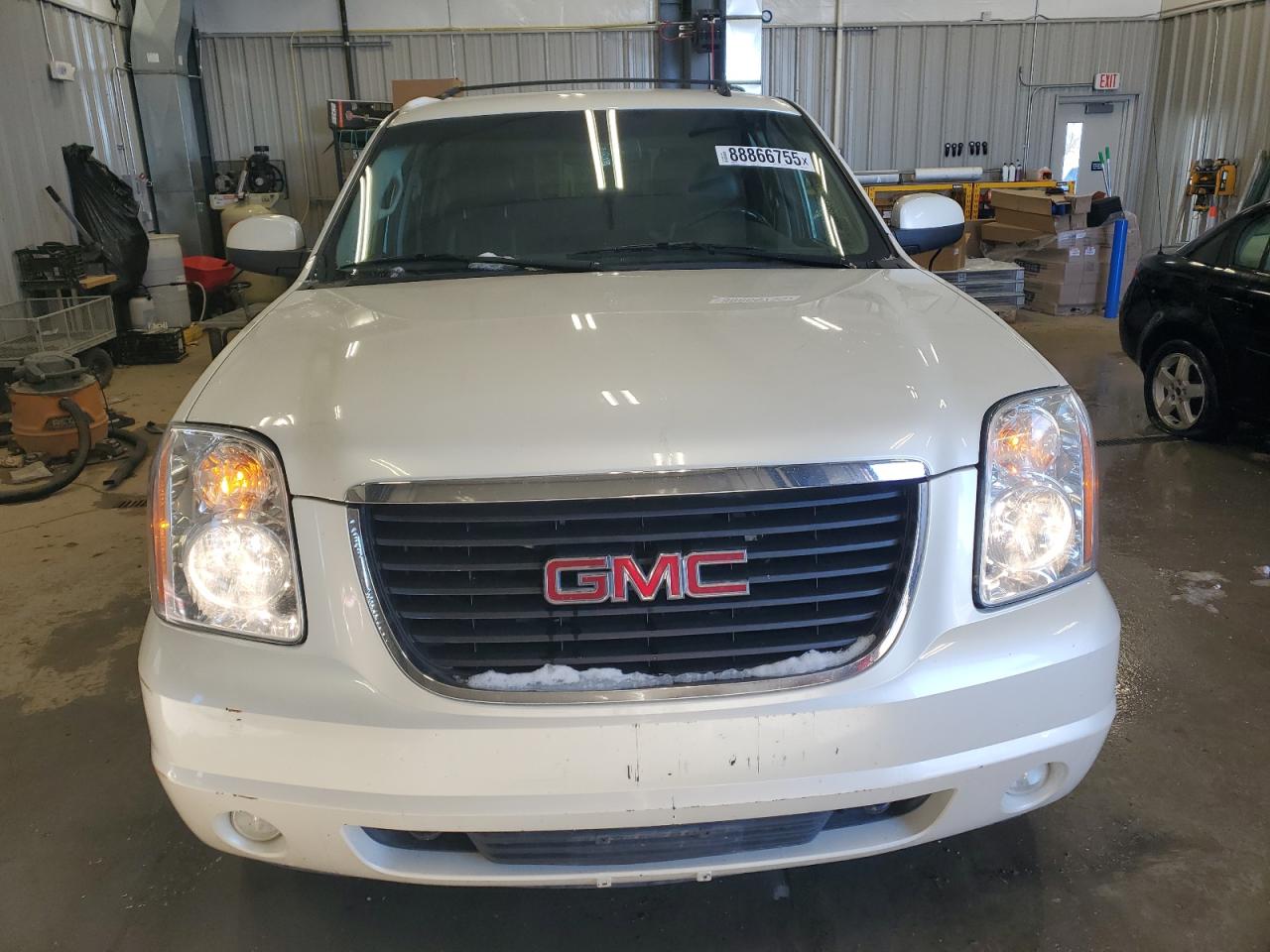 2012 GMC Yukon - Image 5