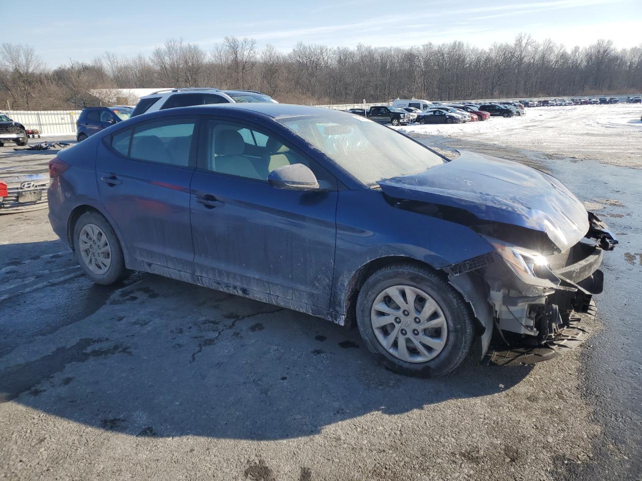 2019 Hyundai Elantra - Image 4