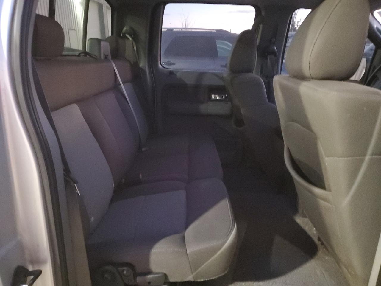 2006 Ford F-150 - Image 10