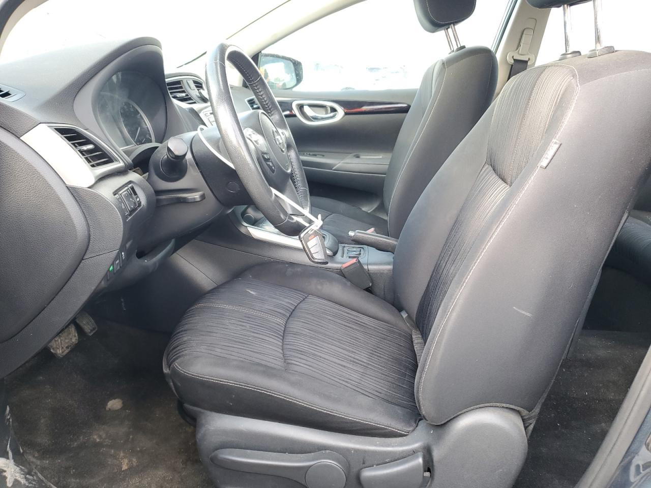 2017 Nissan Sentra - Image 7