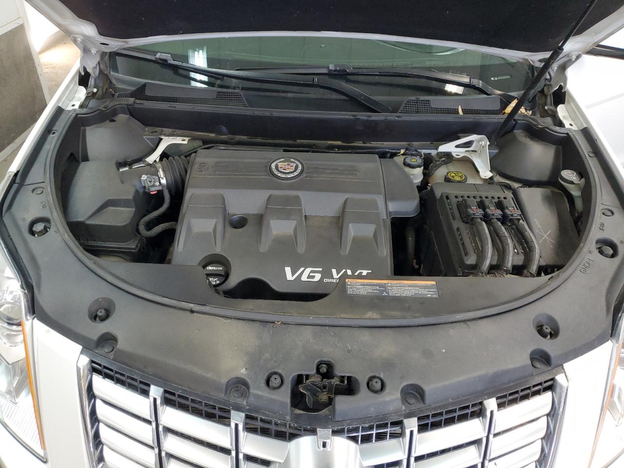 2016 Cadillac SRX - Image 12