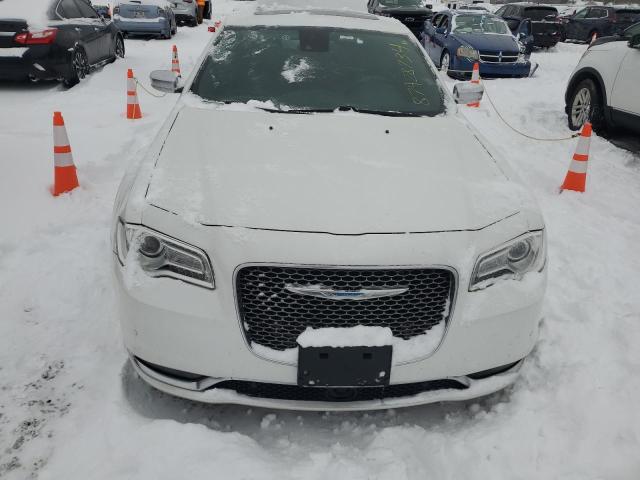  CHRYSLER 300 2015 Белый