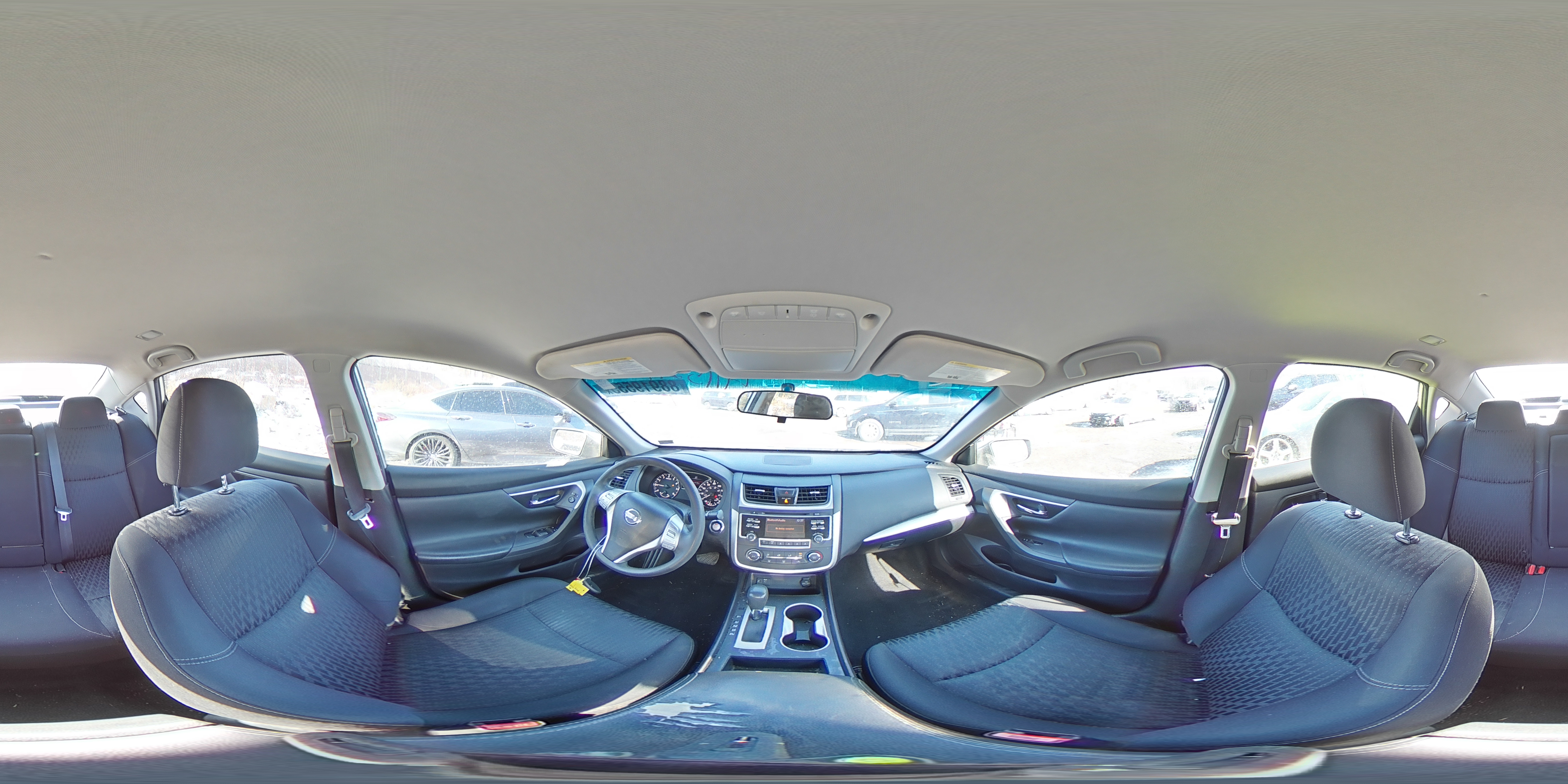 2017 Nissan Altima - Image 13