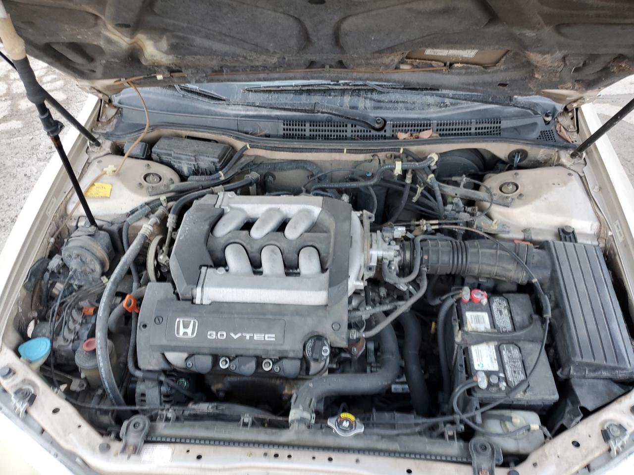 2000 Honda Accord - Image 12