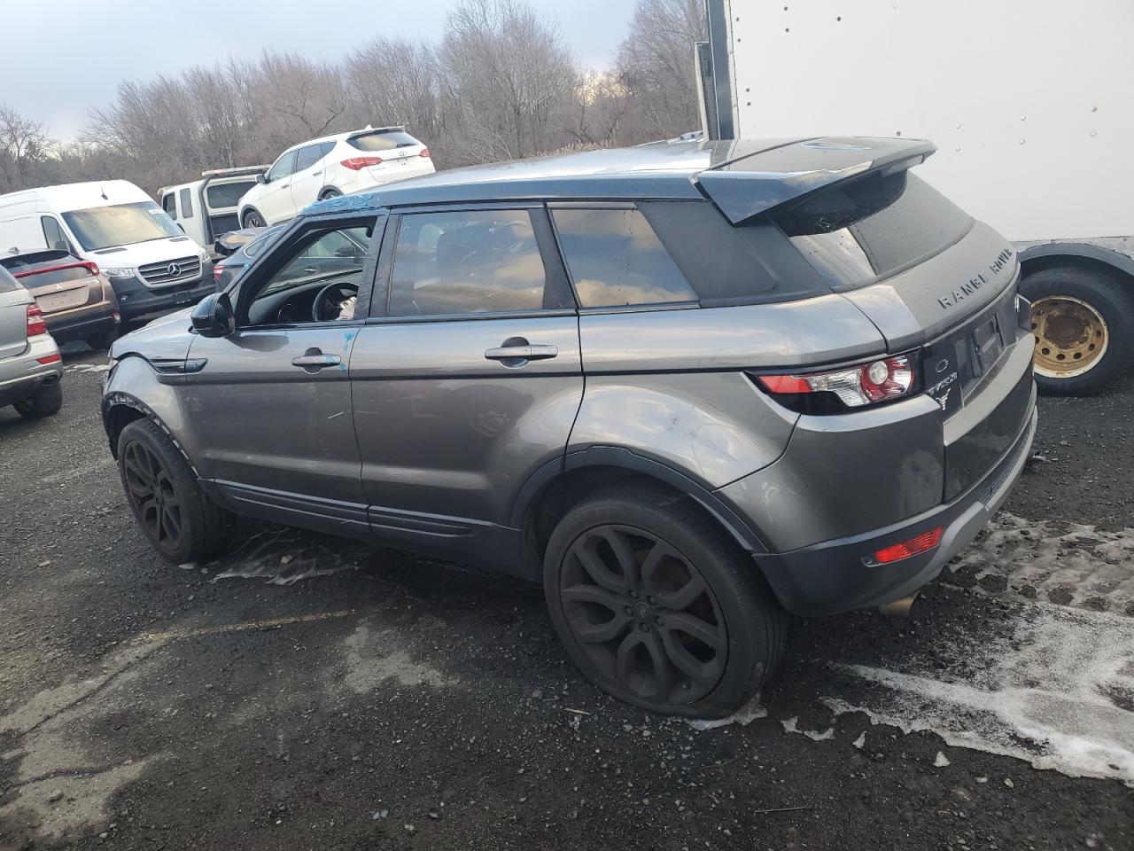 2015 Land Rover Range Rover - Image 2