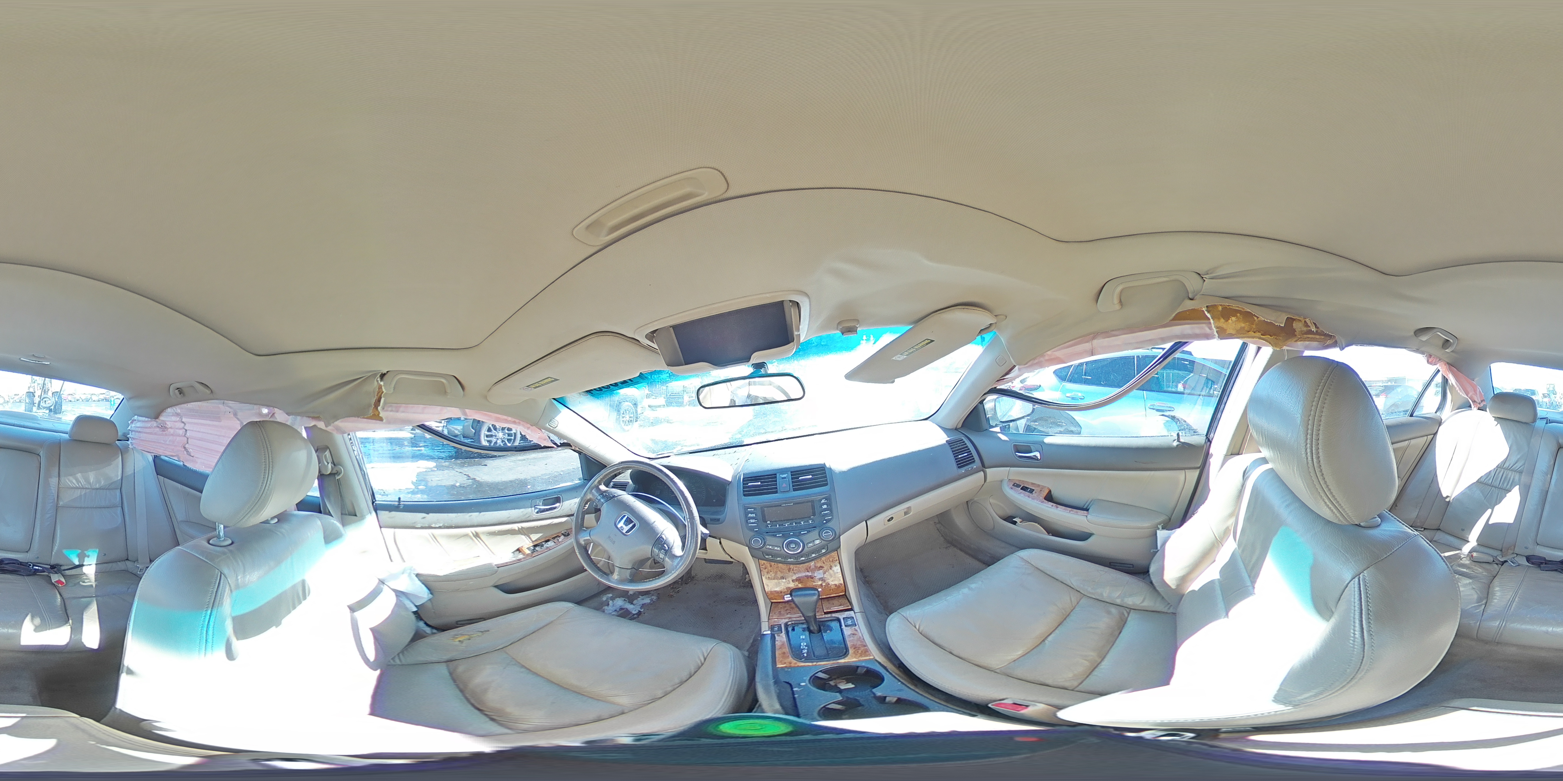 2005 Honda Accord - Image 13