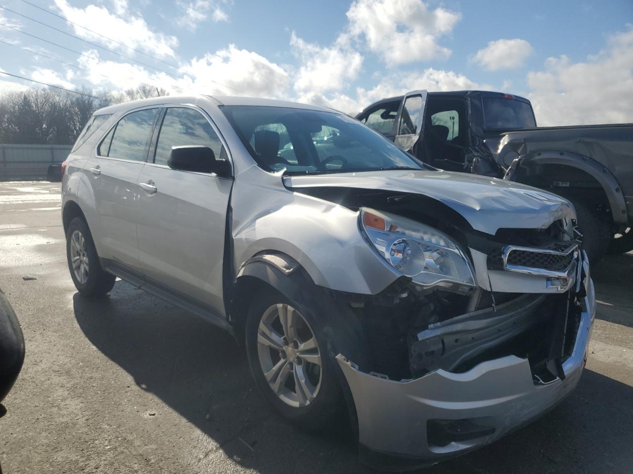 2015 Chevrolet Equinox - Image 4