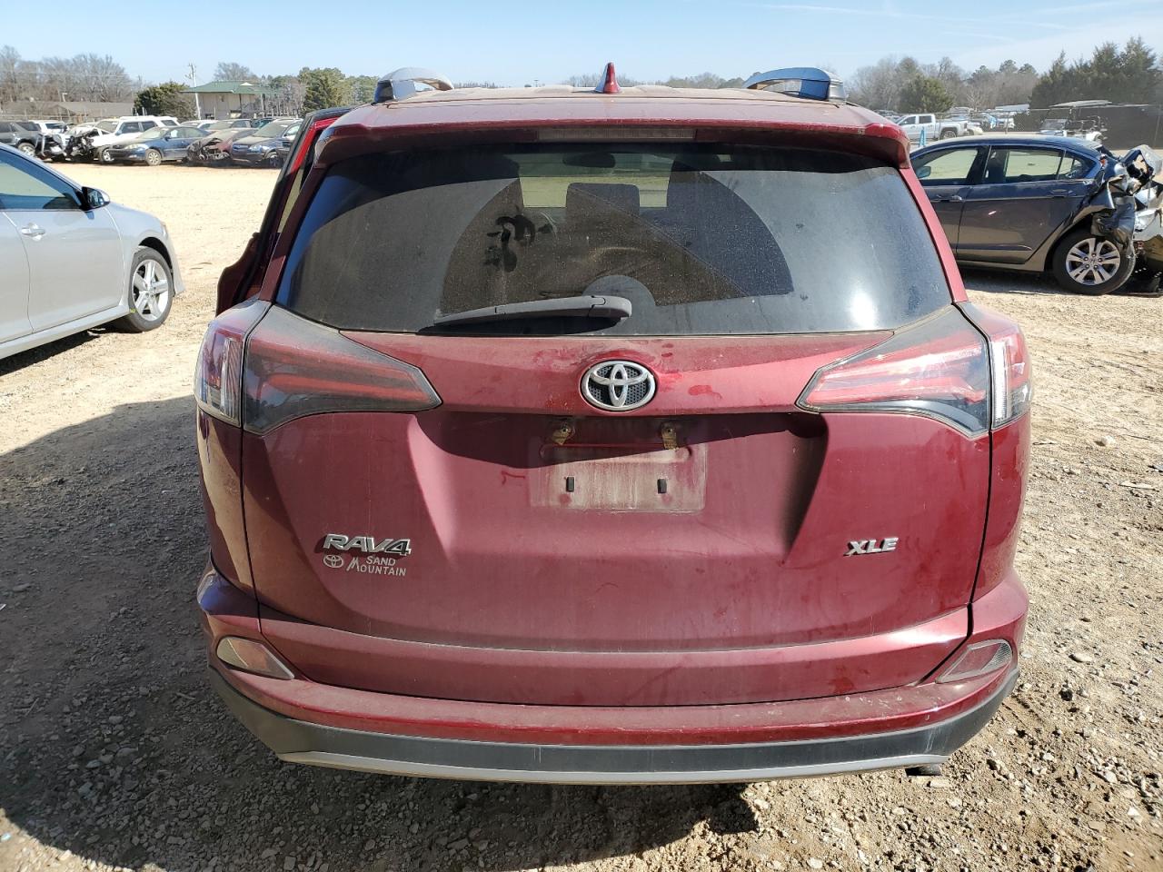 2018 Toyota RAV 4 - Image 6