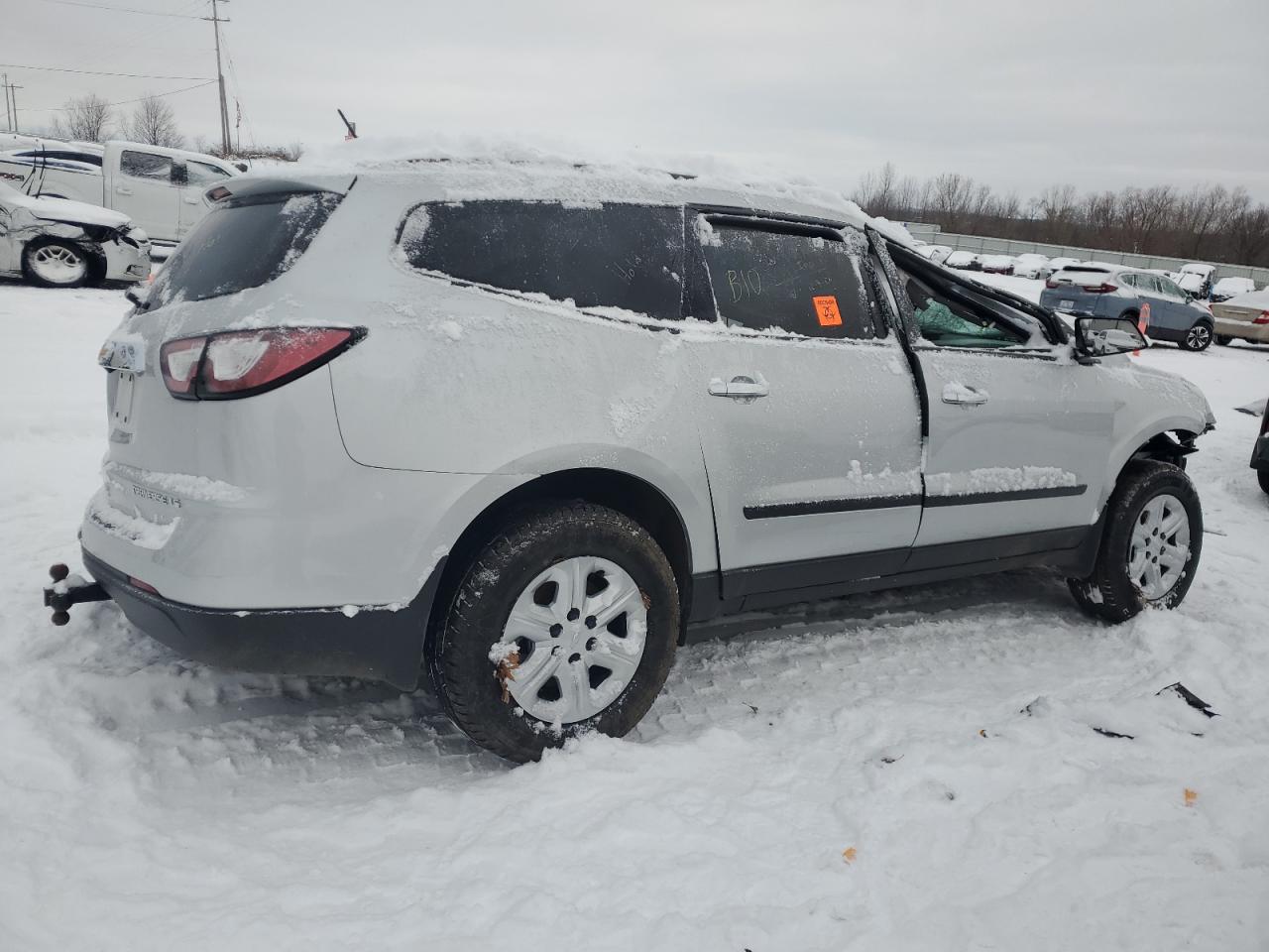2015 Chevrolet Traverse - Image 3