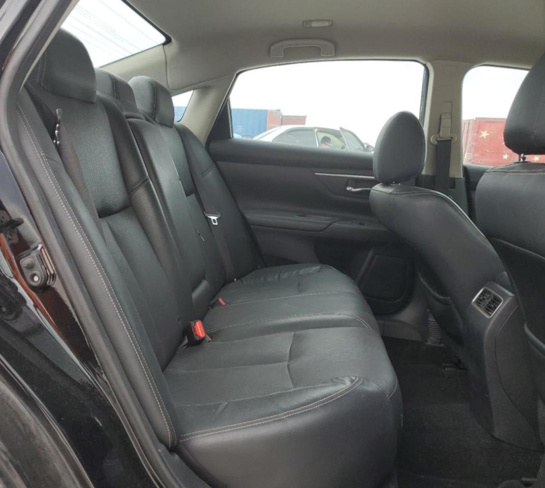 2018 Nissan Altima - Image 10
