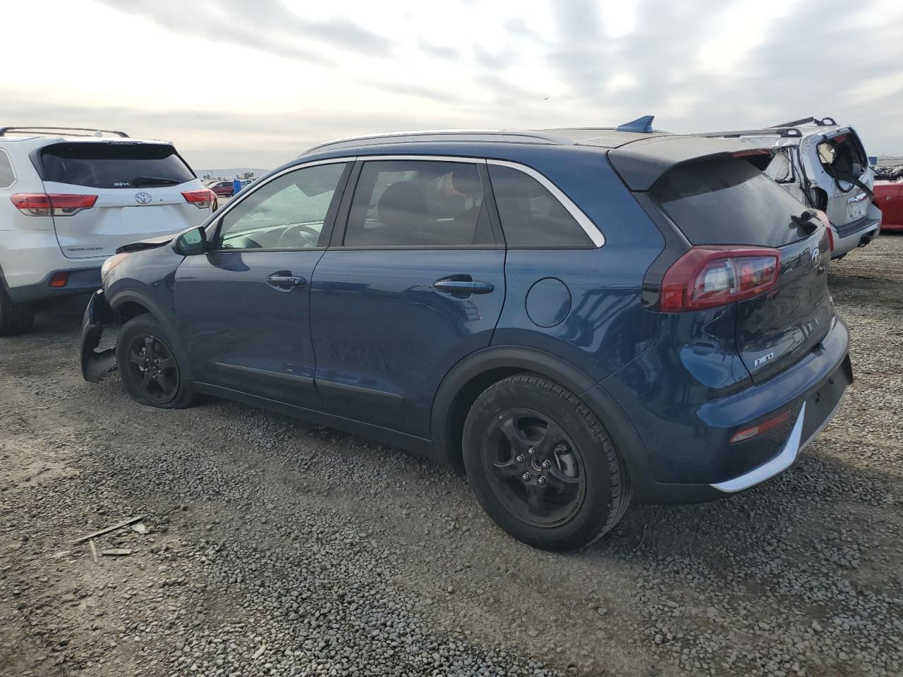 2019 Kia Niro - Image 2