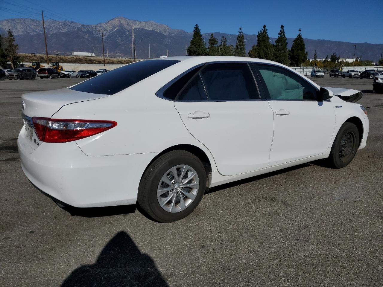 2017 Toyota Camry - Image 3