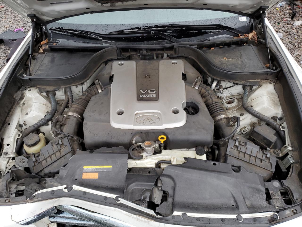 2011 Infiniti G - Image 11