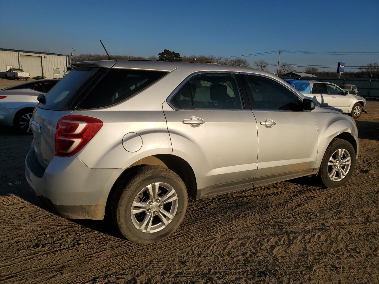 2016 Chevrolet Equinox - Image 3