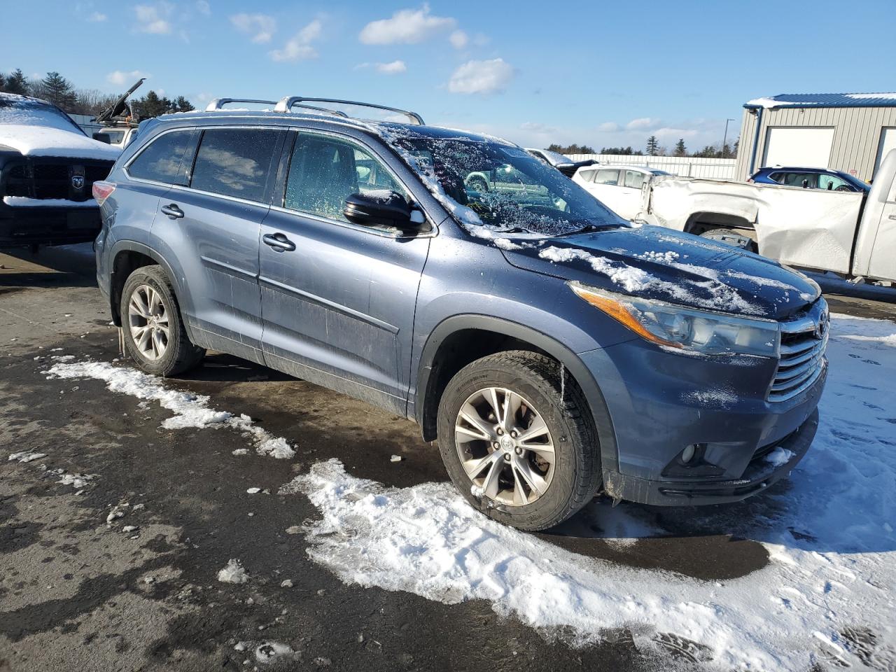 2015 Toyota Highlander - Image 4